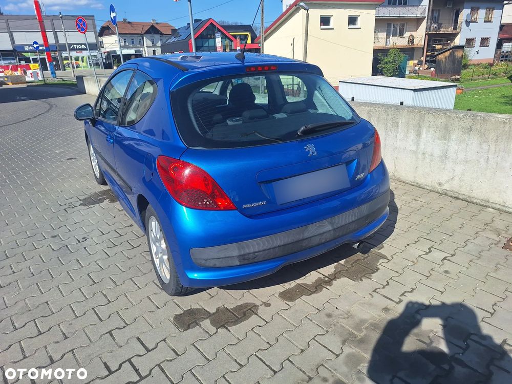 Peugeot 207 1.6 HDi 16V Trendy - 5