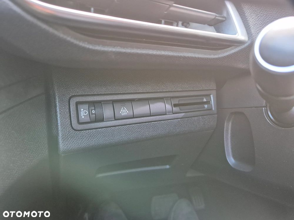 Peugeot 3008 BlueHDi 130 Stop & Start EAT8 Allure Pack - 11