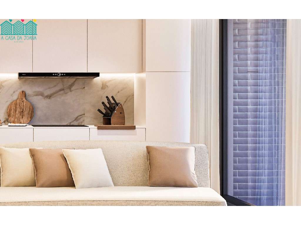 Apartamento T2+1 Duplex com Lugar de Estacionamento em Aveiro - Grande imagem: 2/27