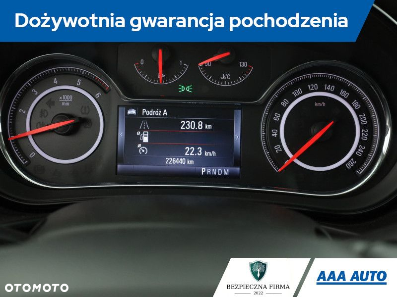Opel Insignia - 9