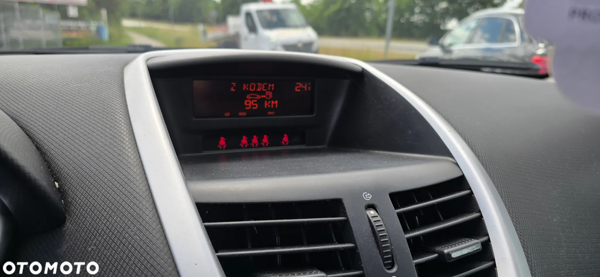 Peugeot 207 1.4 Active - 19