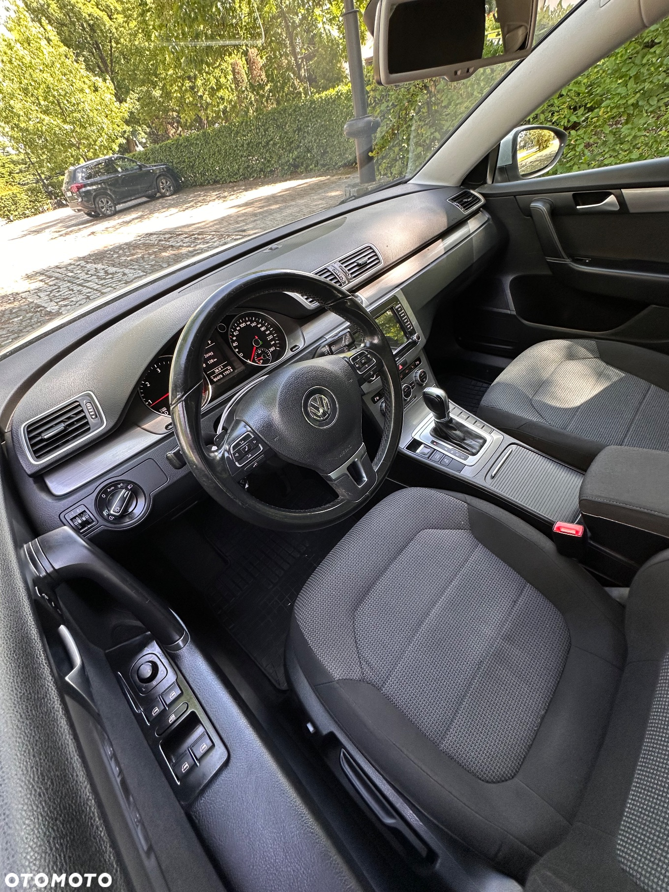 Volkswagen Passat 2.0 TDI Comfortline DSG - 5