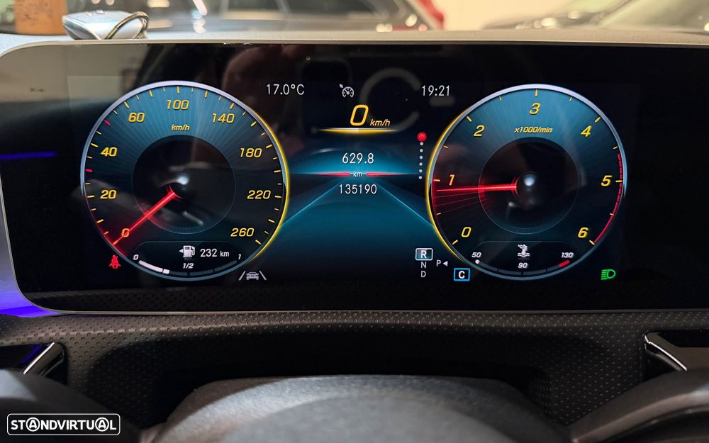 Mercedes-Benz A 180 d 7G-DCT AMG Line - 17