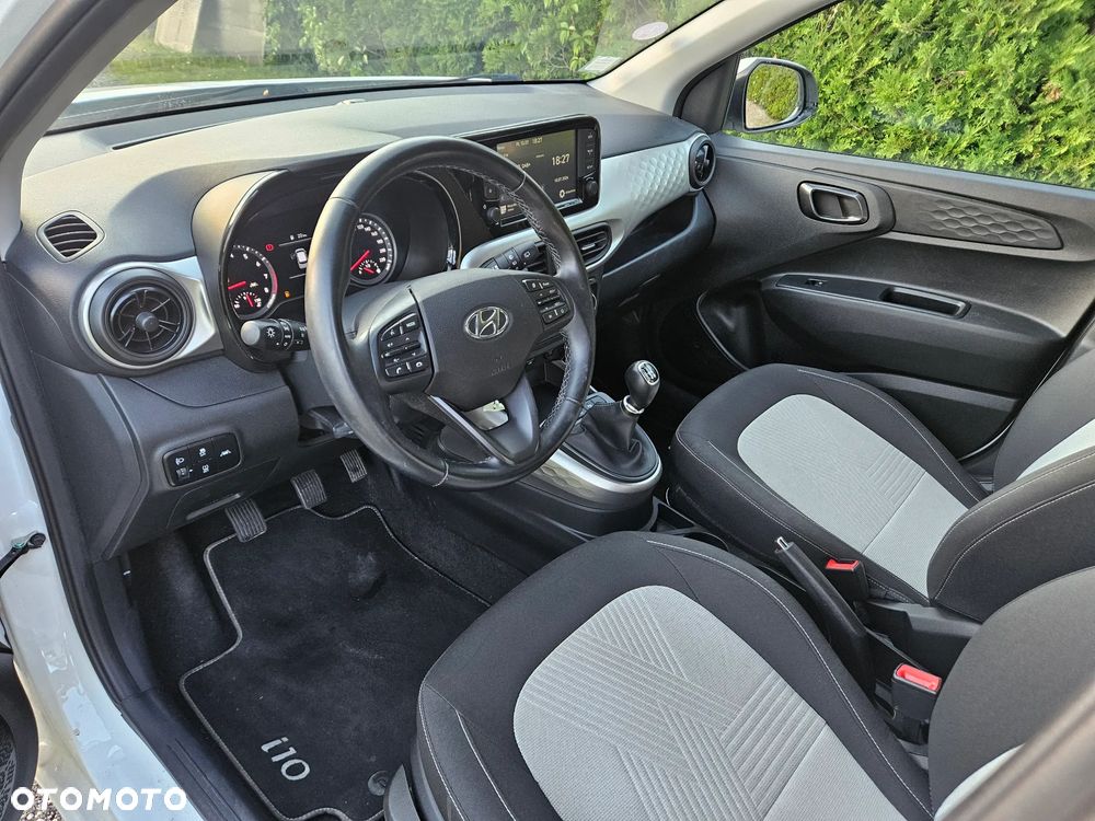 Hyundai i10 1.0 BlueDrive Comfort - 11
