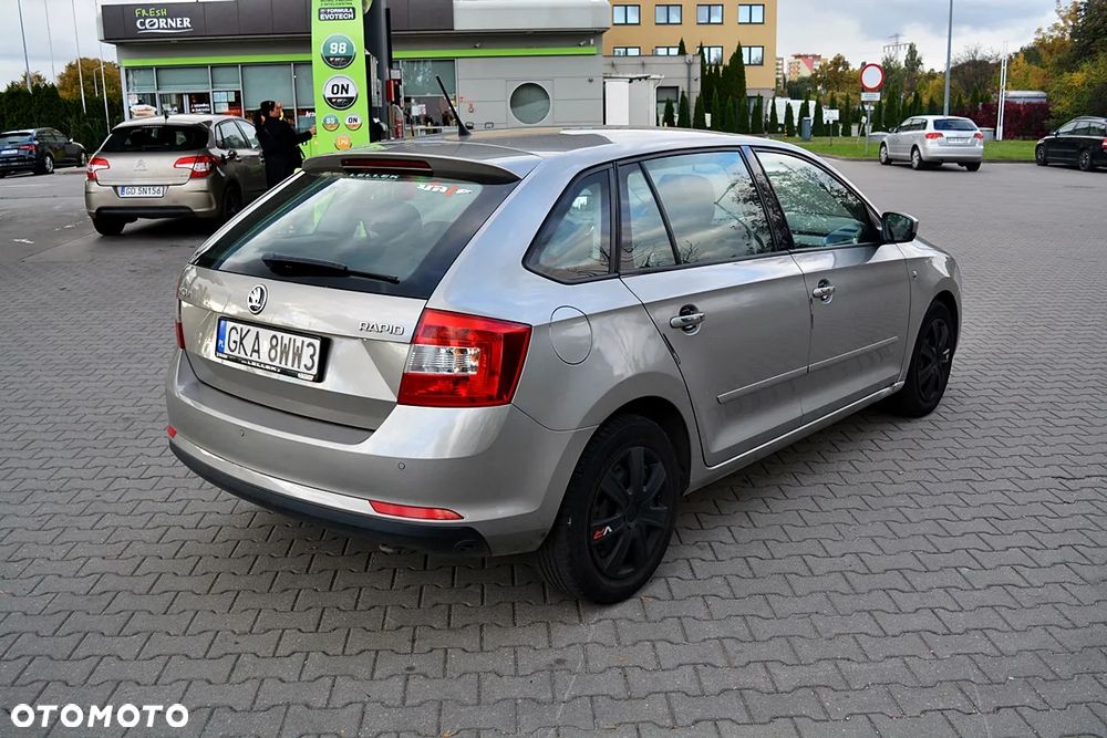 Skoda Rapid 2014 photo 5