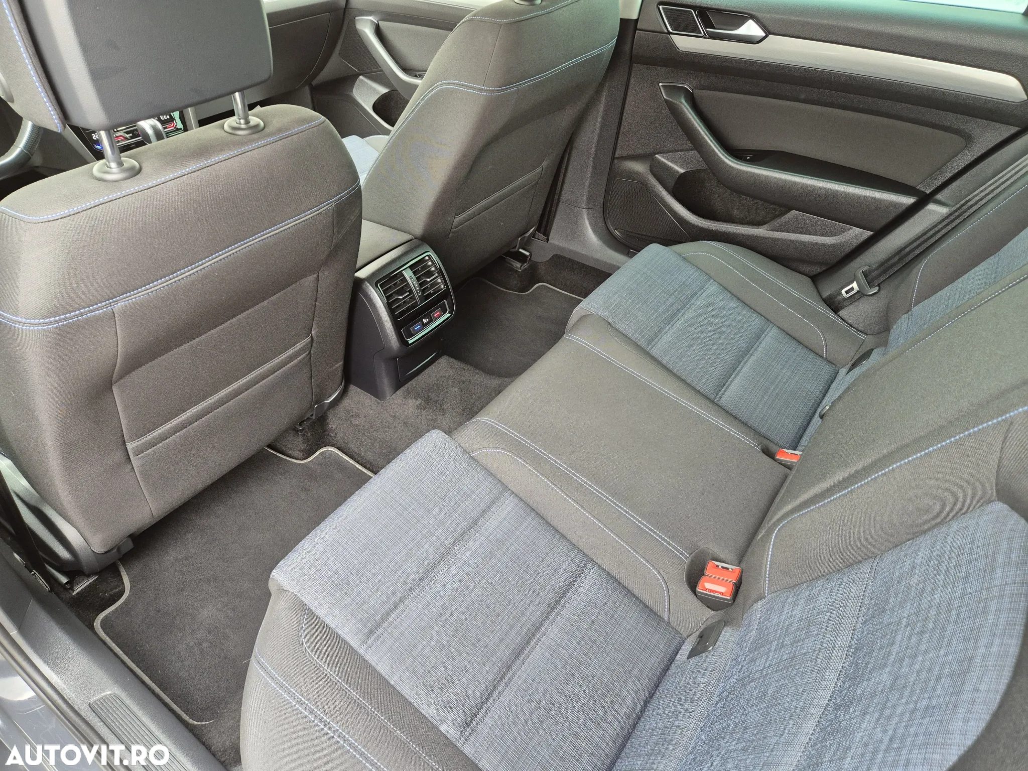Volkswagen Passat Variant 1.4 TSI Plug-In-Hybrid DSG GTE - 12