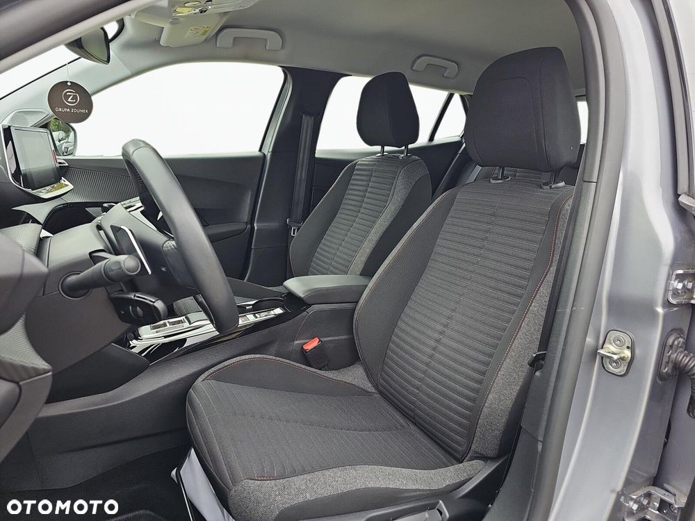 Peugeot 2008 - 13