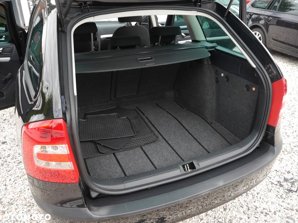 Skoda Octavia 1.6 Combi Classic - 21