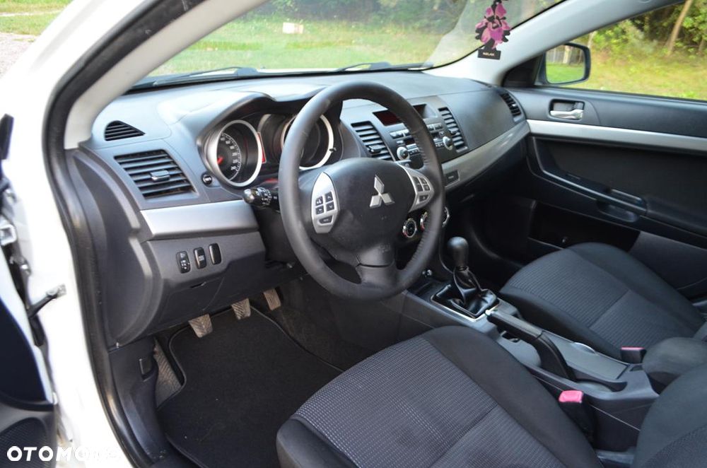 Mitsubishi Lancer 1.8 Instyle - 28