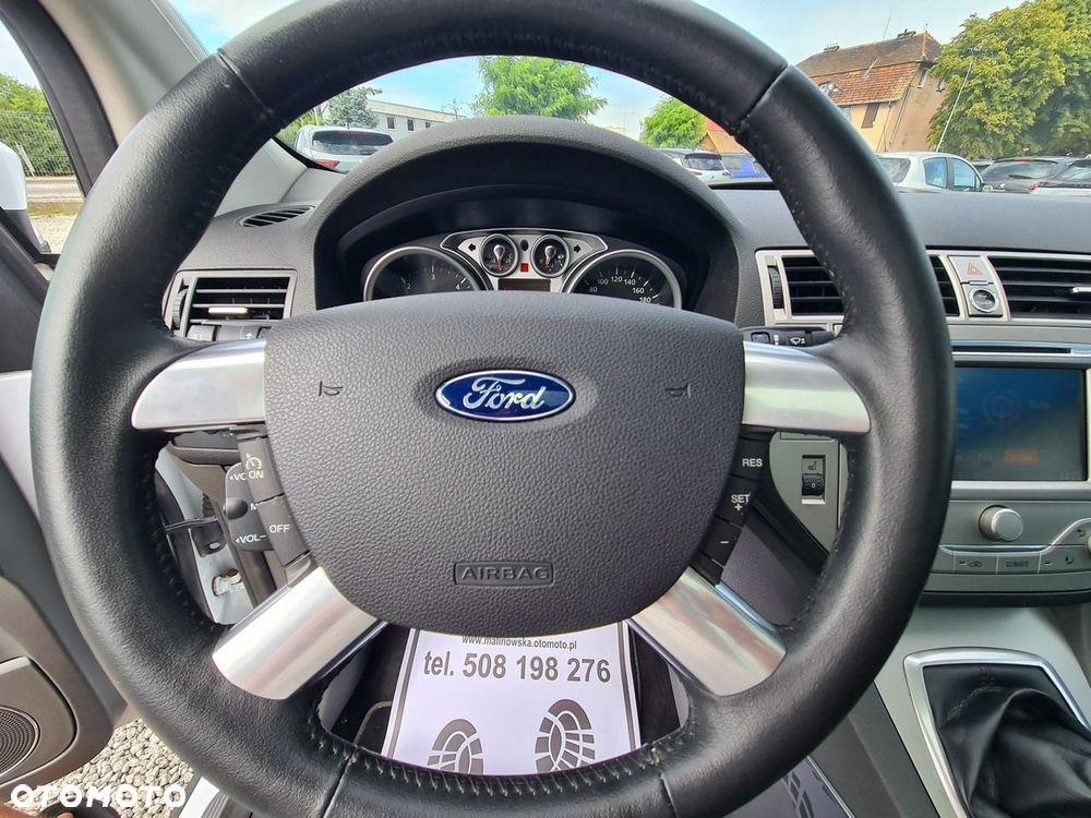 Ford Kuga 2.0 TDCi Titanium - 22