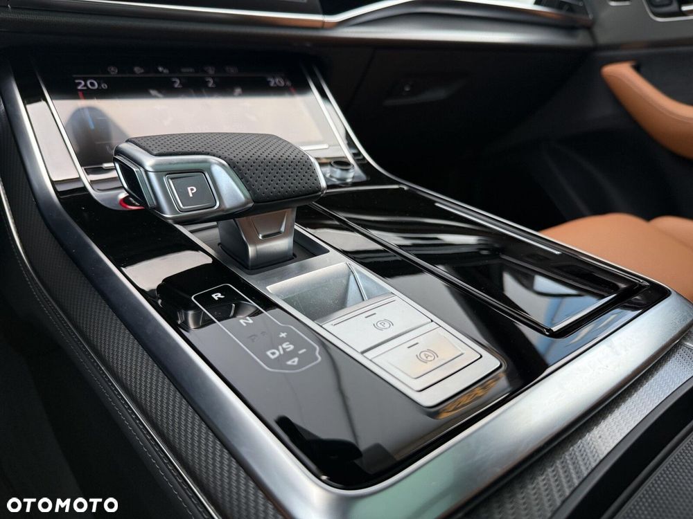 Audi RS Q8 TFSI Quattro Tiptronic - 22