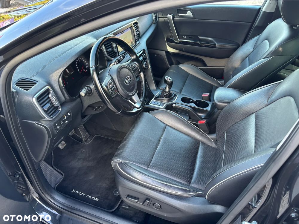 Kia Sportage 1.6 GDI 2WD Dream-Team Edition - 31