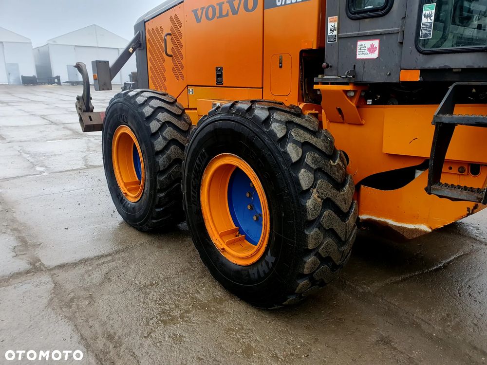 Volvo G720B - 14