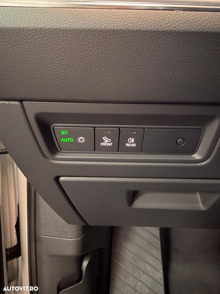 Volkswagen Touareg V6 TDI R-Style - 15