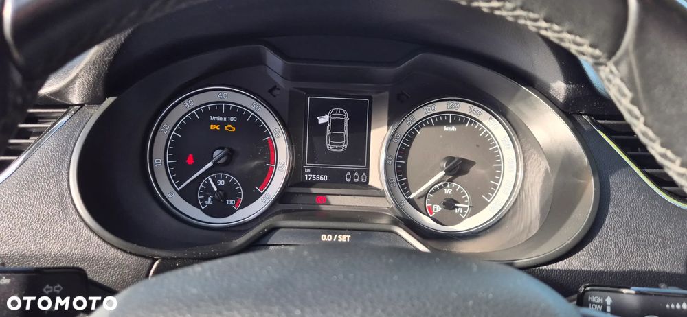 Skoda Octavia 1.4 TSI Ambition - 11