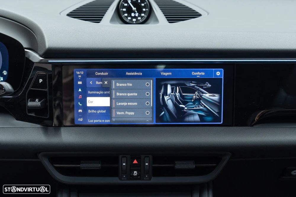 Porsche Macan Electric 4 - 41