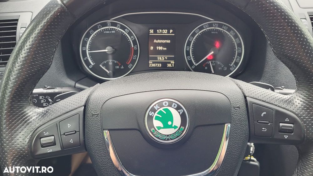 Skoda Octavia - 12