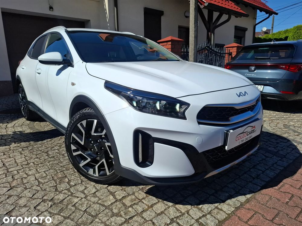 Kia XCeed 1.5 T-GDI M - 16