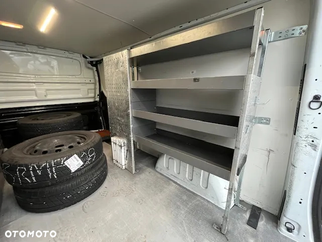 Renault Trafic - 18
