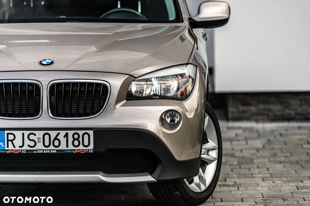 BMW X1 sDrive18d - 11