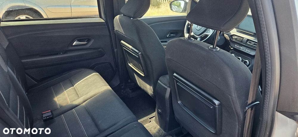 Dacia Jogger 1.0 TCe Extreme 7os - 11