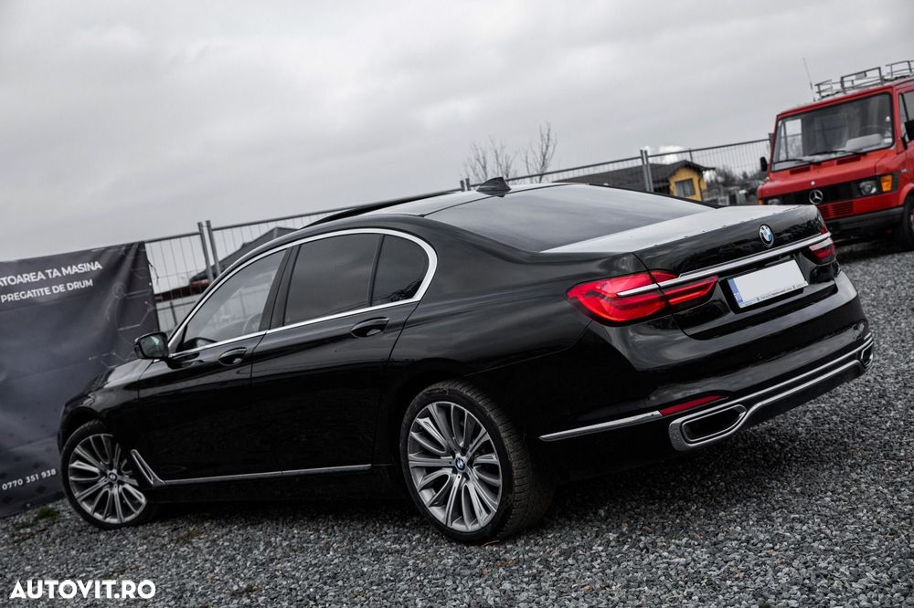 BMW Seria 7 730d xDrive - 9