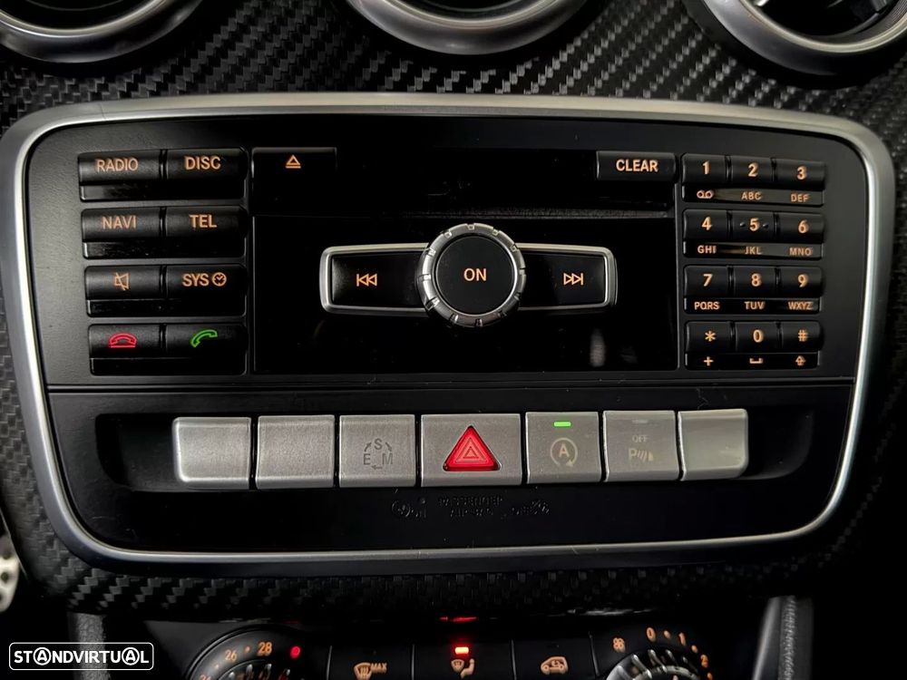 Mercedes-Benz A 180 d AMG Line - 50
