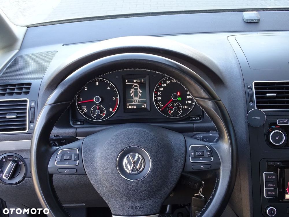 Volkswagen Touran 1.6 TDI DPF BlueMotion Technology DSG STYLE - 30