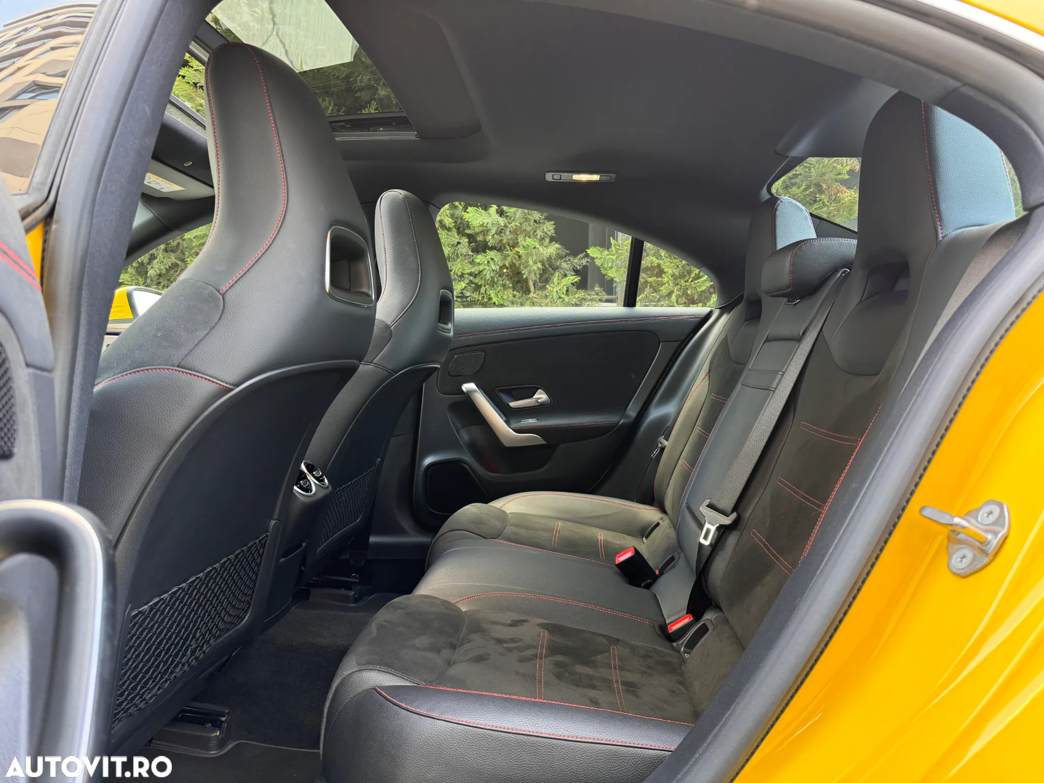 Mercedes-Benz CLA 180 d Shooting Brake 7G-DCT AMG Line - 24