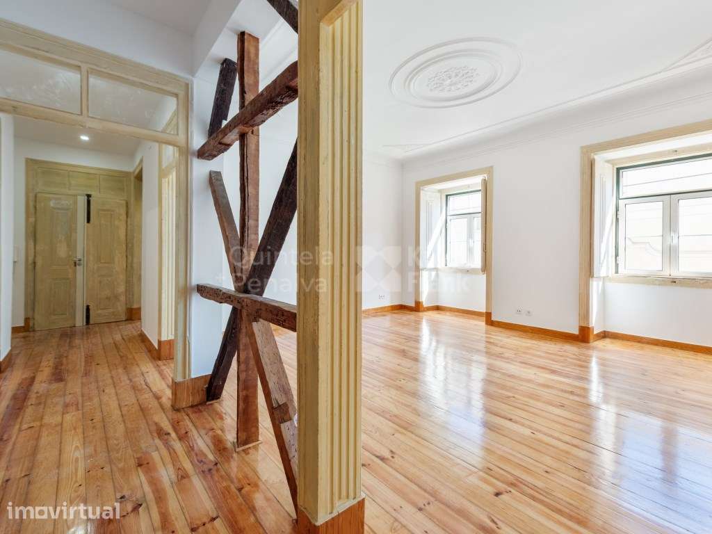 Apartamento T2+1 recuperado em Santos, Lisboa - Grande imagem: 2/26
