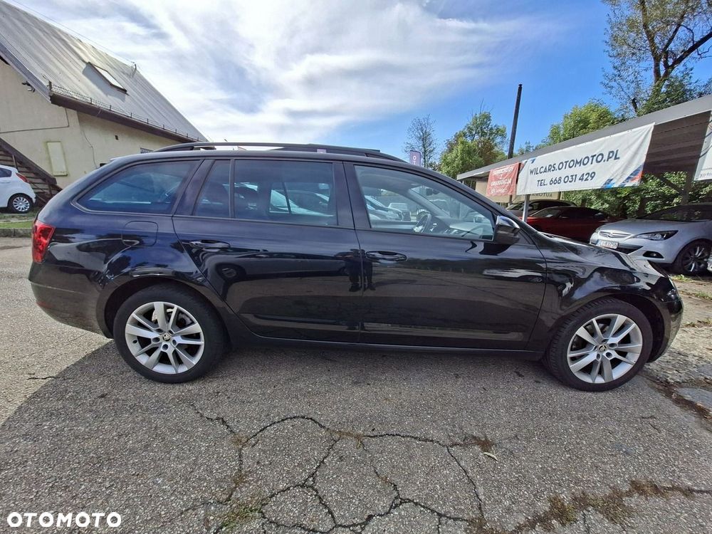 Skoda Octavia 2.0 TDI DSG Ambition - 6
