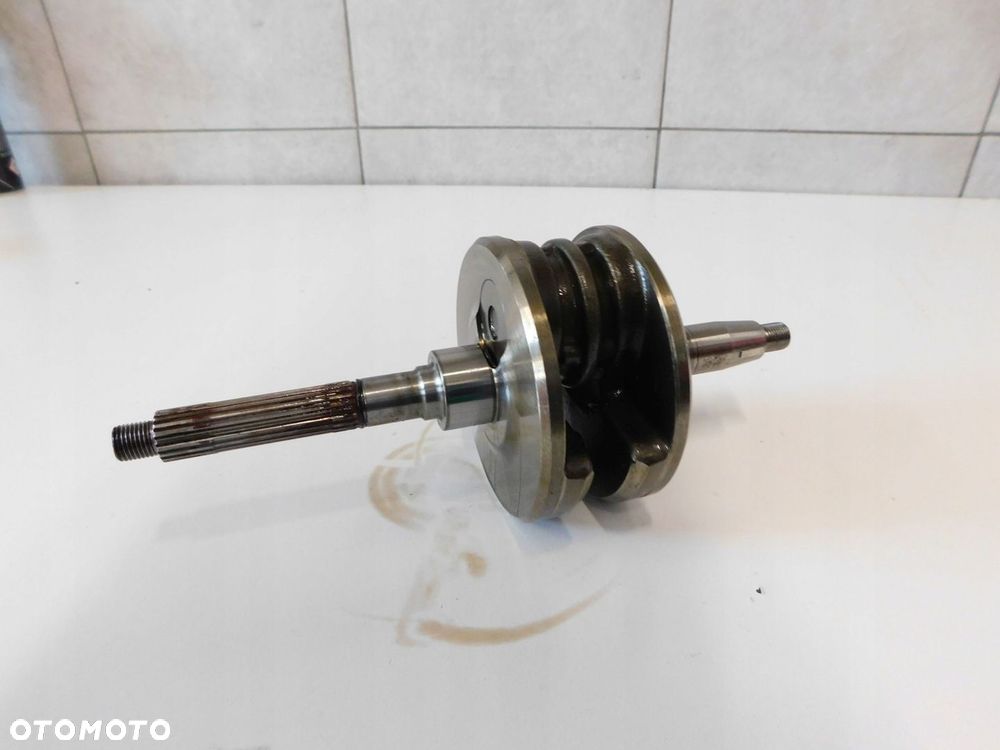 PIAGGIO FLY 125 WAŁ KORBOWY - 5