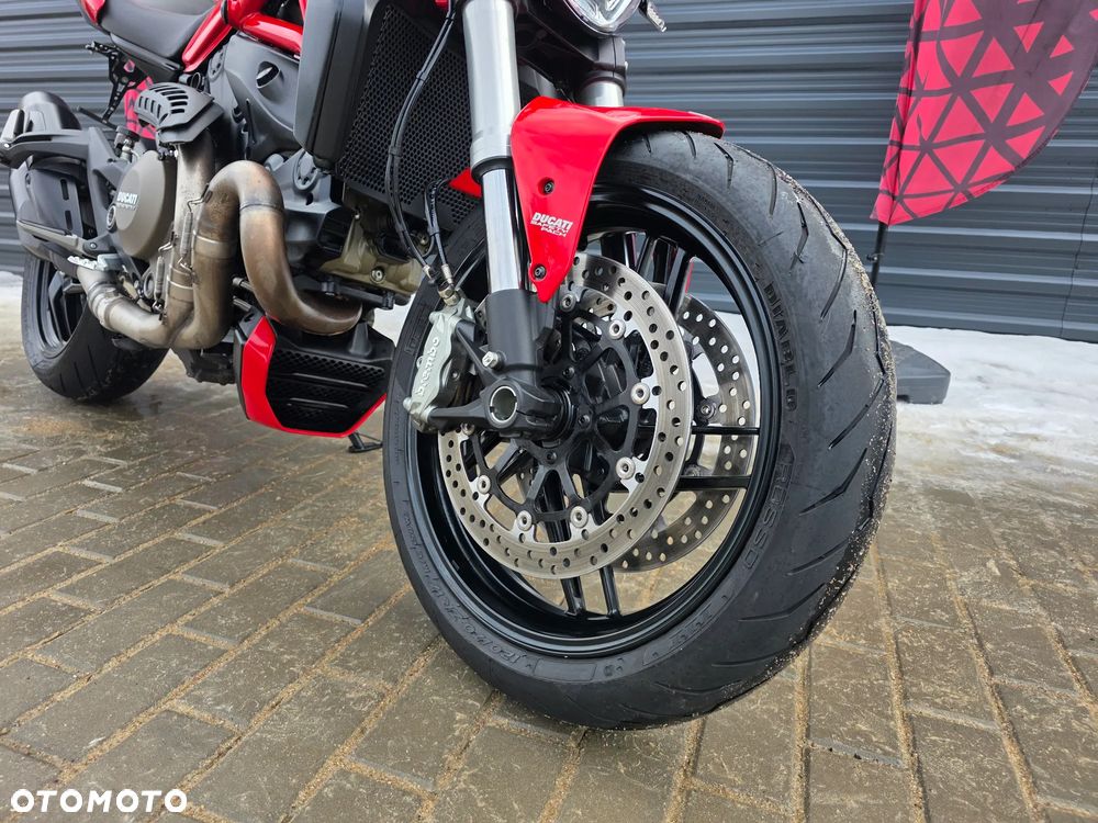 Ducati Monster - 24