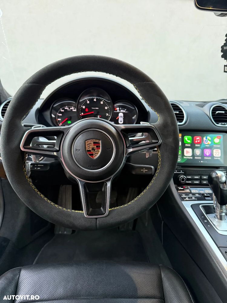 Porsche Cayman 718 PDK - 6