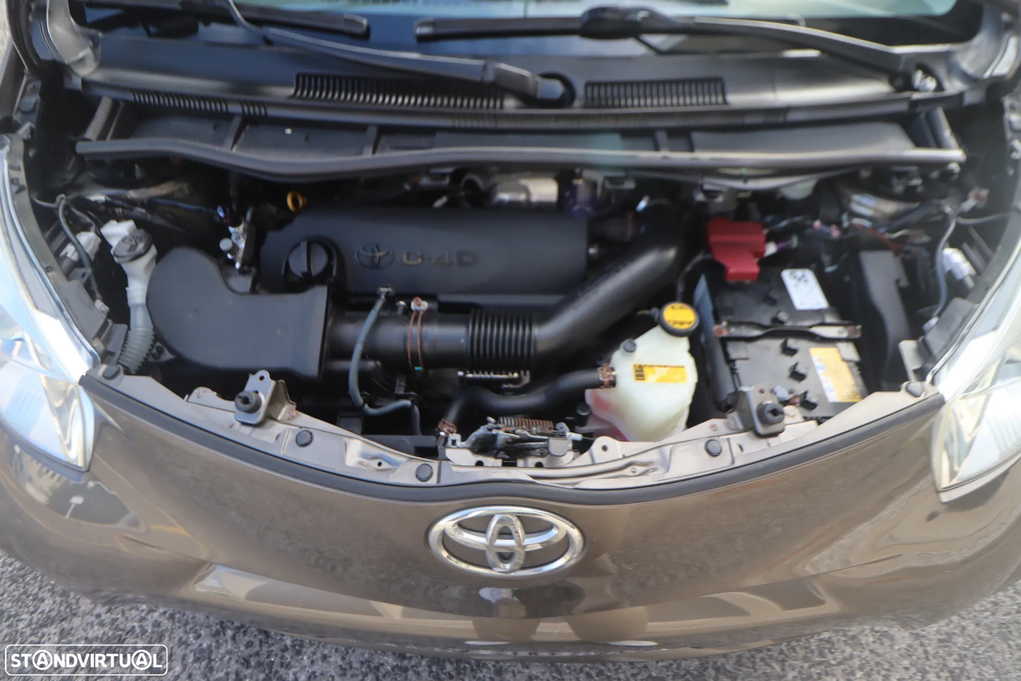 Toyota iQ 1.4 D-4D 2 EP - 50