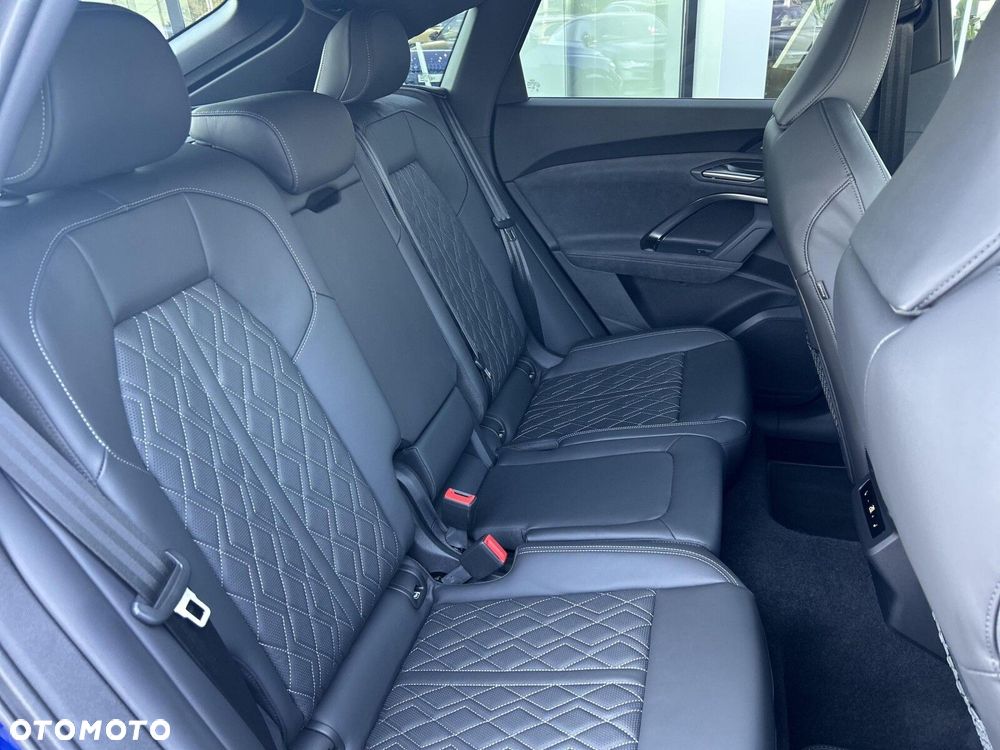 Audi SQ5 Sportback - 12