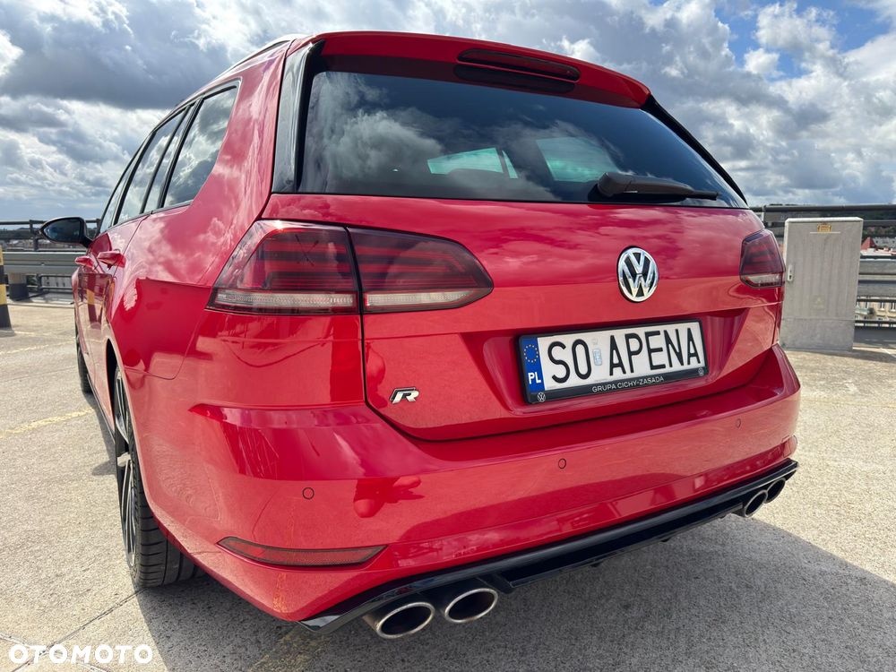 Volkswagen Golf - 8