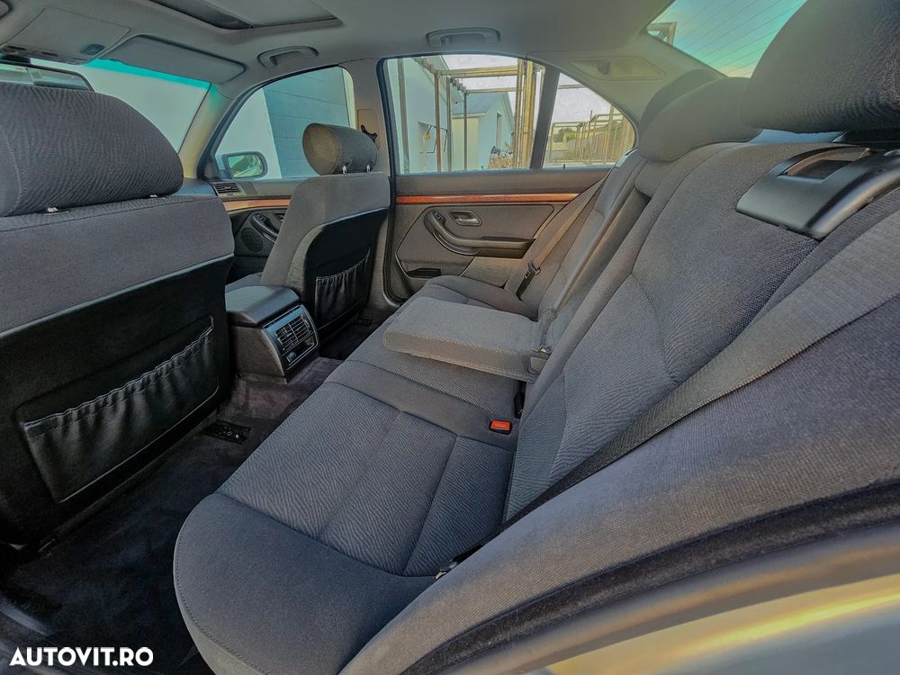 BMW Seria 5 530dA - 10