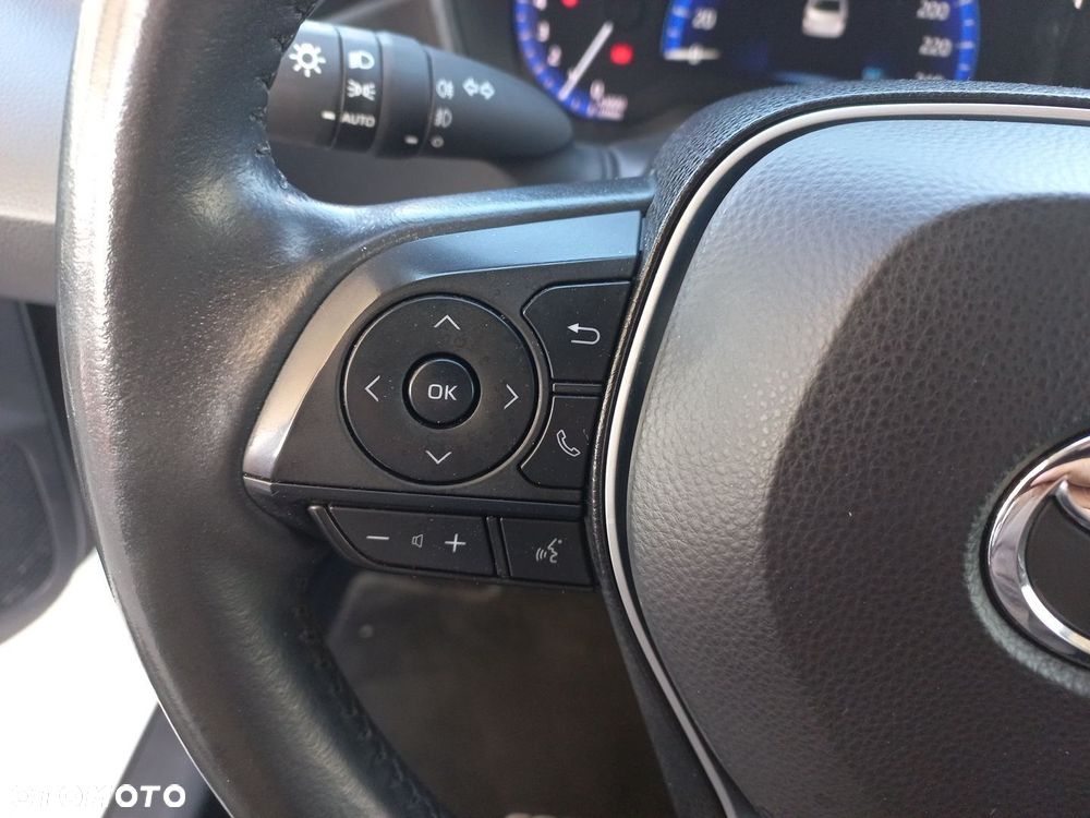 Toyota Corolla - 18