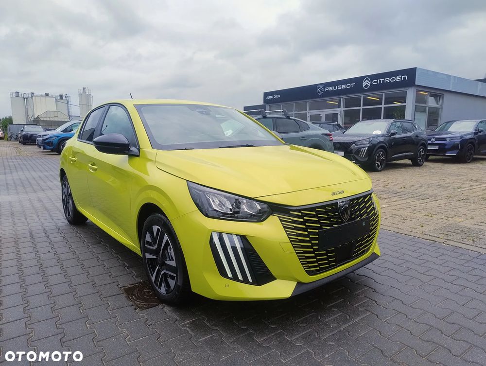 Peugeot 208 - 5