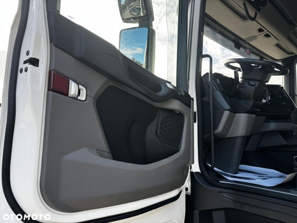 Scania Scania mega S460 - 5