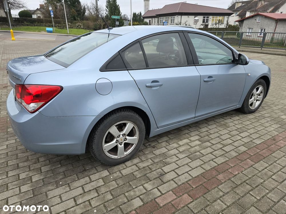 Chevrolet Cruze 1.8 LS (klm) - 5
