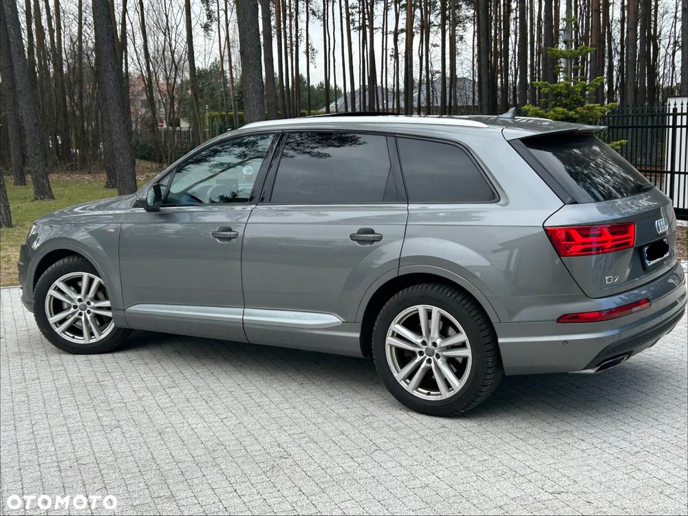 Audi Q7 - 3