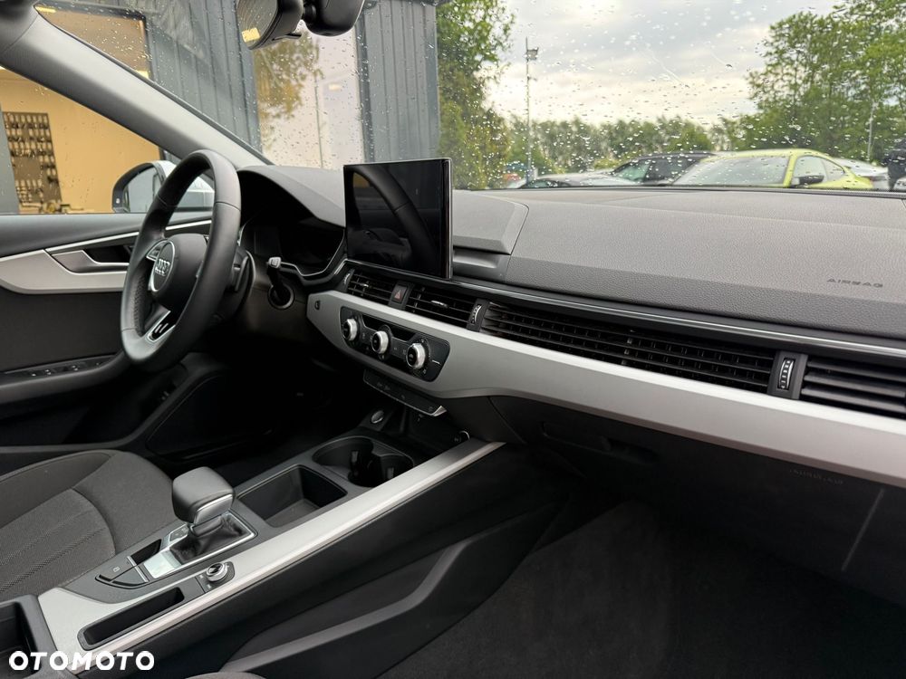 Audi A4 Avant 35 TFSI mHEV S tronic - 20