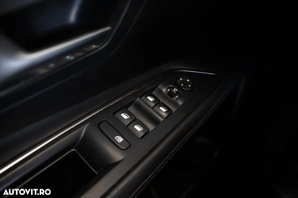 Peugeot 3008 BlueHDi 120 Stop & Start EAT6 Allure - 29