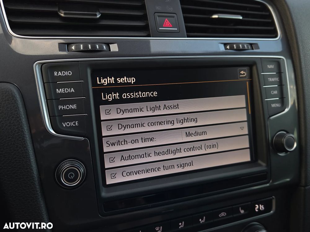 Volkswagen Golf Alltrack 2.0 TDI 4Motion BlueMotion Techn DSG - 29