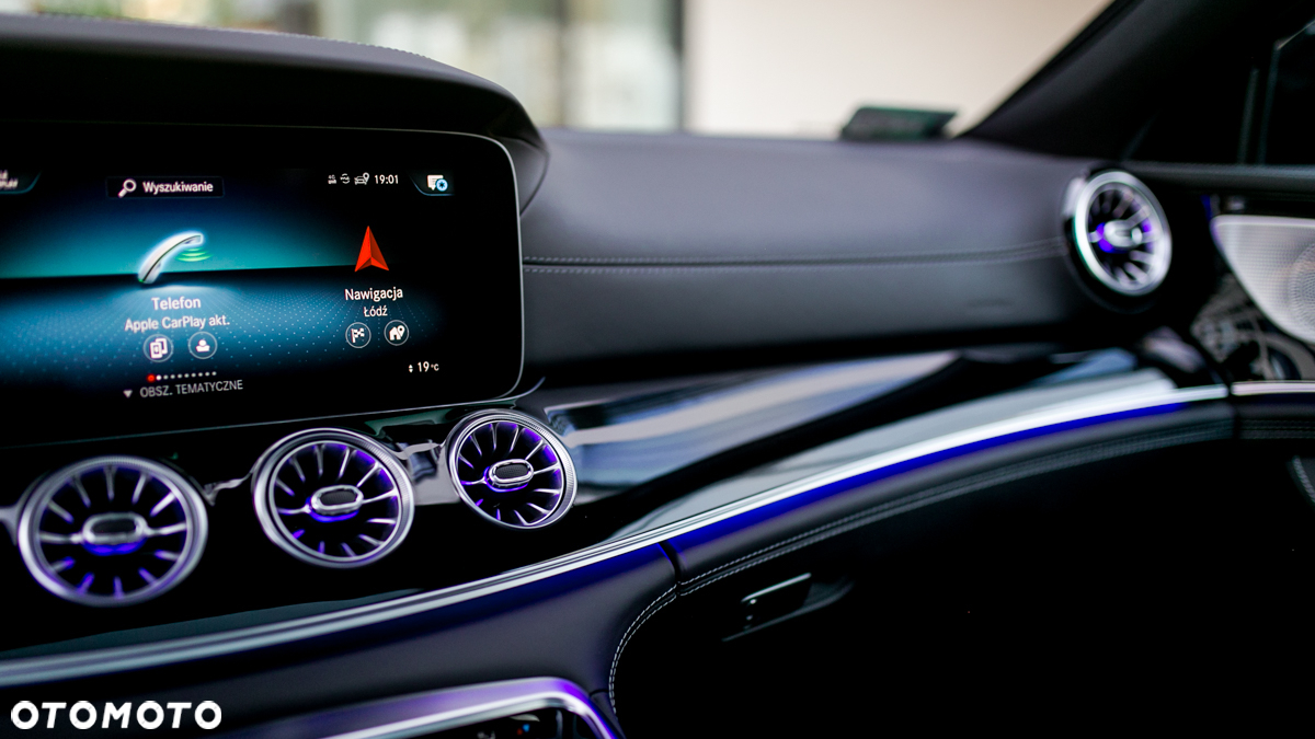 Mercedes-Benz AMG GT 53 4-Matic+ - 32