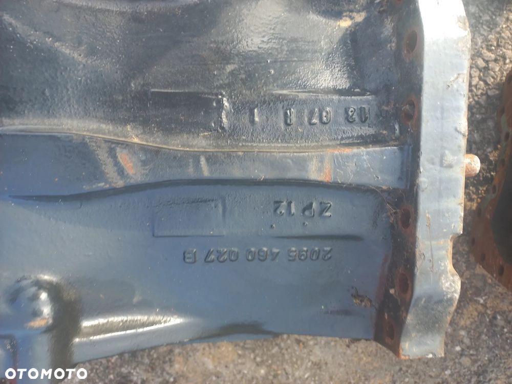 Obudowa skrzyni ,mostu sprzęgła same deutz,ZF, T-7224L,2095 419 039A,2095 4600 27B,00849795/50,26931100,T 7117L,269.3110.0 LASER,EXPLORER,TITAN,ANTARES,SILVER,LAMBORGHINI,HURLIMANN - 6