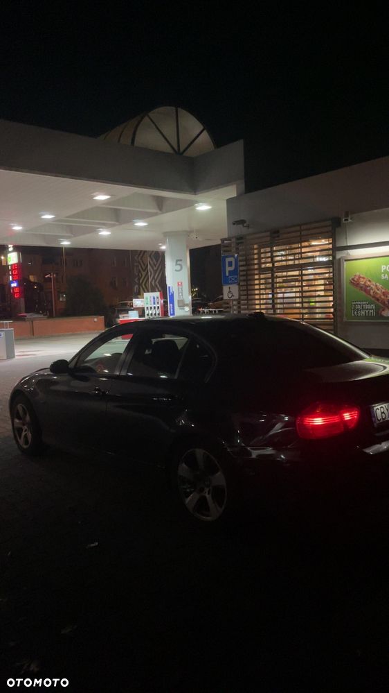 BMW Seria 3 320d - 8