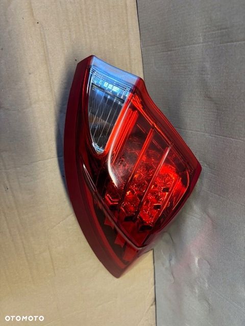 honda civic ix kombi lampa tył prawy prawa tylna w błotnik jasna tourer - 4